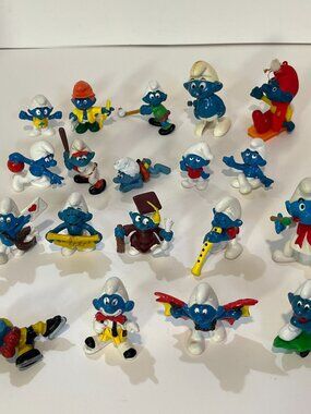 19 Vintage Smurf PVC FIGURES Ornament Peyo 70s 80s 90s Wind-Up Clown Painting